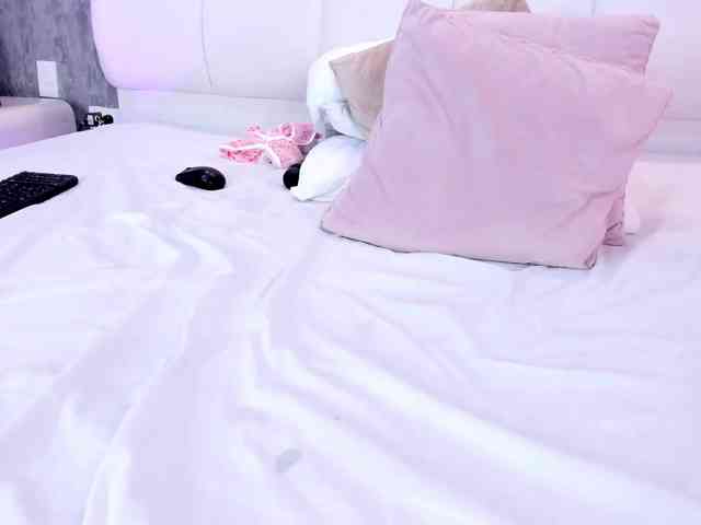 Freyaa25 webcam