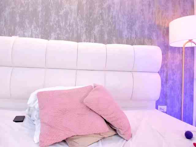Freyaa25 webcam