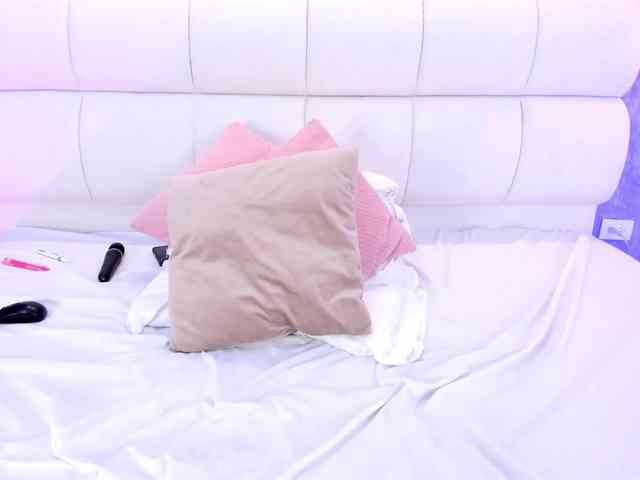 Freyaa25 webcam