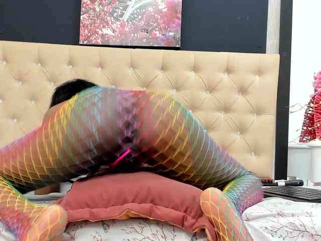 Shanelle3 webcam