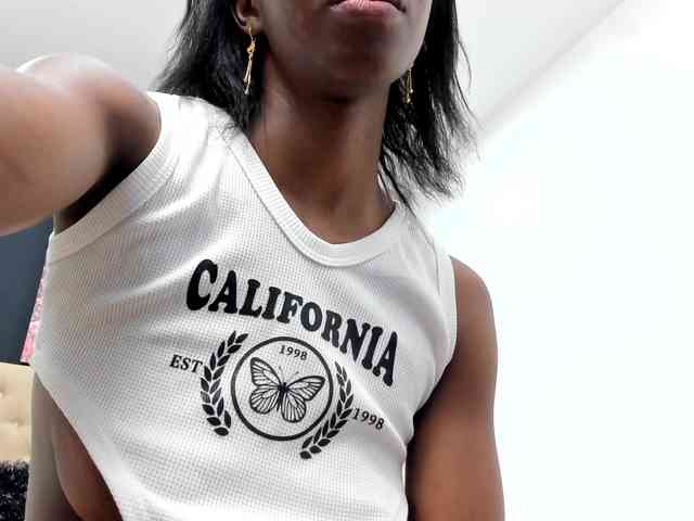 Shanelle3 webcam