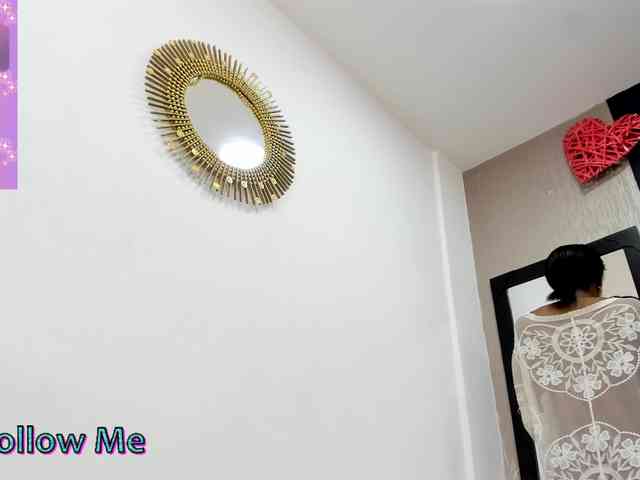 Shanelle3 webcam