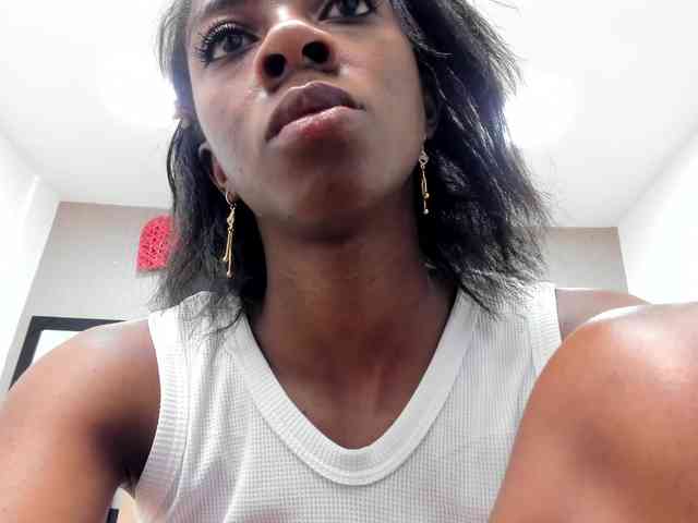 Shanelle3 webcam