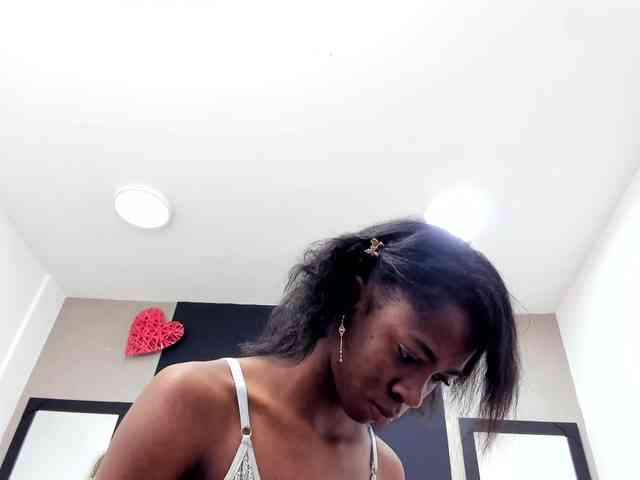 Shanelle3 webcam