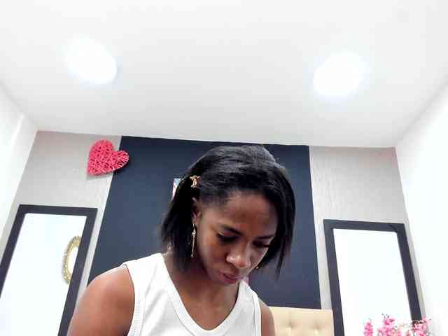 Shanelle3 webcam