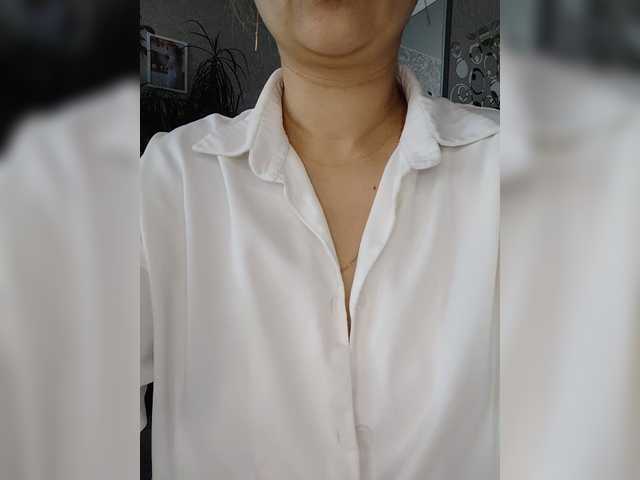 LOVEMENOW23's BongaCams show and profile