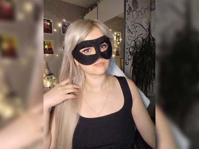 LOVEMENOW23's BongaCams show and profile