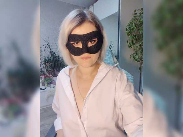 LOVEMENOW23 on BongaCams 