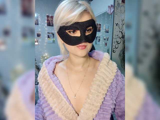  LOVEMENOW23 chat room