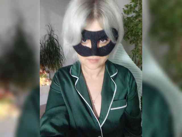 LOVEMENOW webcam