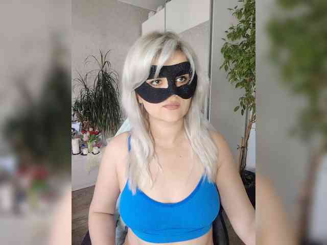 LOVEMENOW webcam