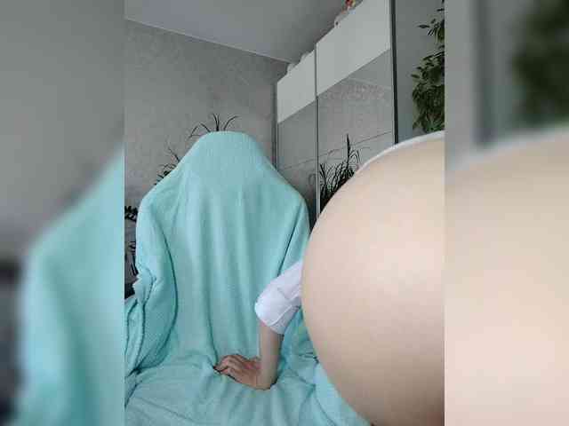 LOVEMENOW webcam