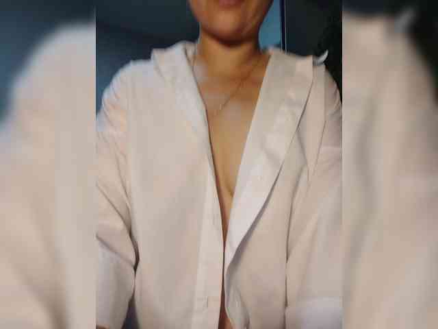 LOVEMENOW webcam