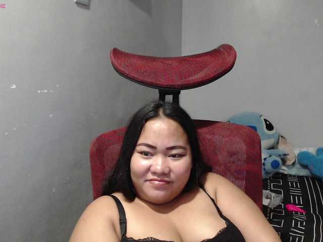 BubbleButtPinay webcam bongacams model stream image