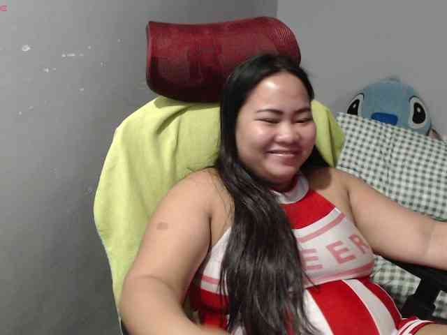 BubbleButtPinay webcam