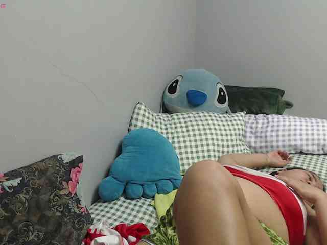 BubbleButtPinay webcam
