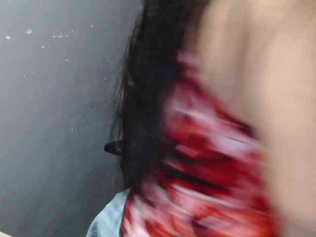 BubbleButtPinay webcam