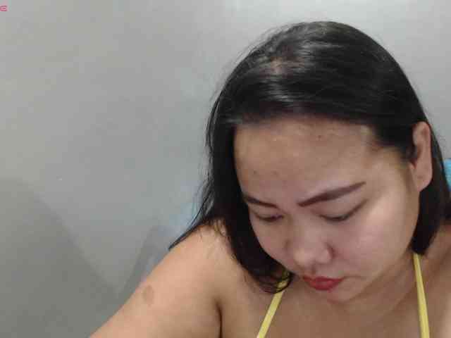 BubbleButtPinay webcam