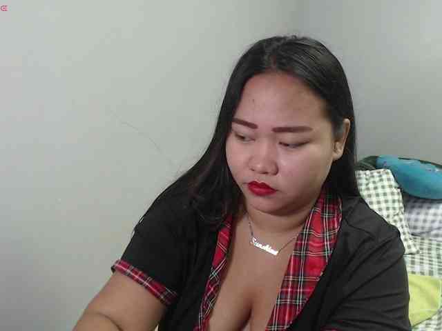 BubbleButtPinay webcam