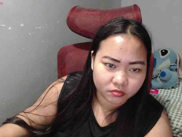 BubbleButtPinay webcam