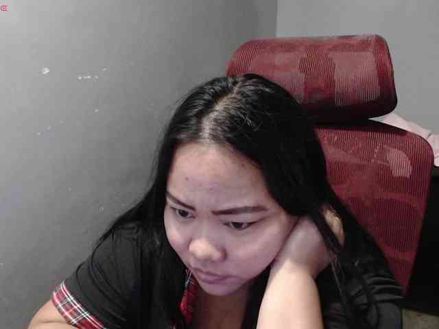 BubbleButtPinay webcam