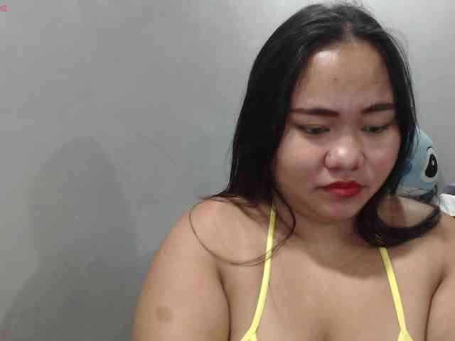 BubbleButtPinay webcam