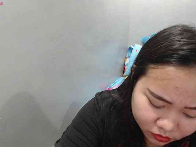 BubbleButtPinay webcam