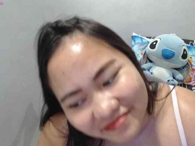 BubbleButtPinay webcam