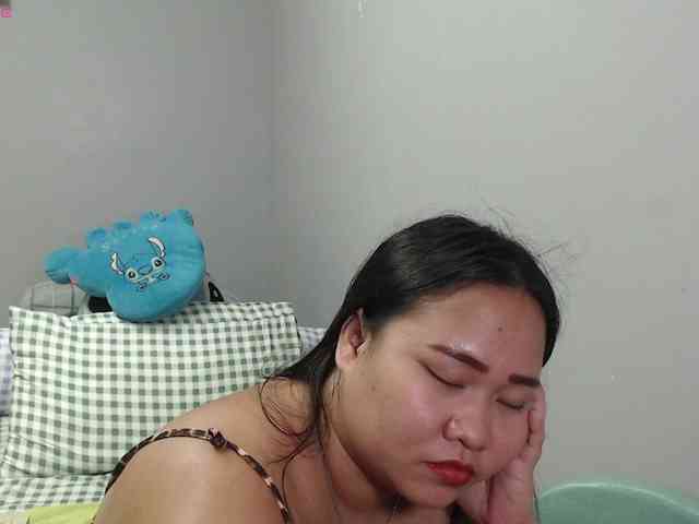 BubbleButtPinay webcam