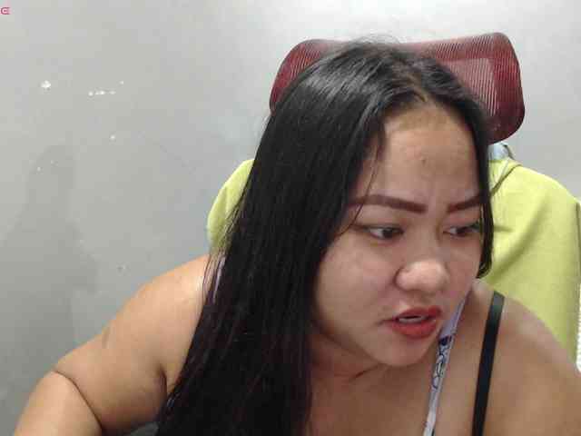 BubbleButtPinay webcam