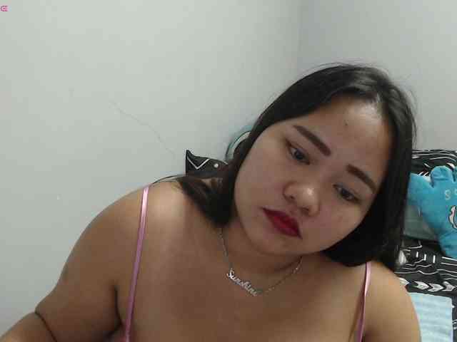 BubbleButtPinay webcam