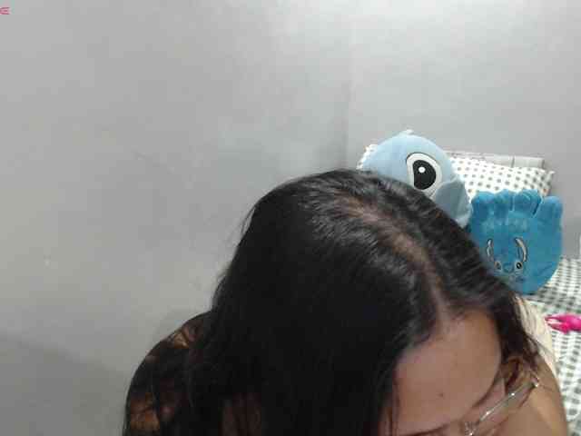 BubbleButtPinay webcam