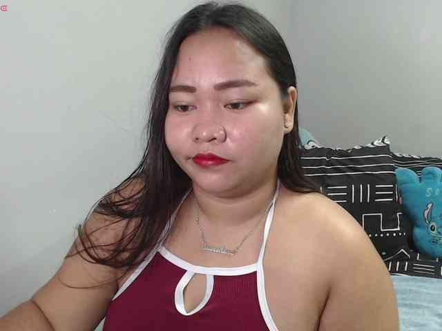 BubbleButtPinay webcam