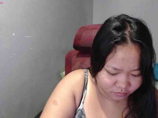 BubbleButtPinay webcam