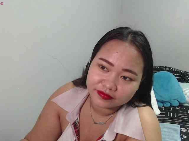 BubbleButtPinay webcam