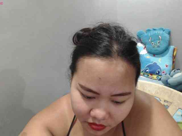 BubbleButtPinay webcam