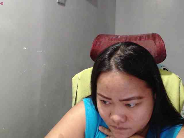 BubbleButtPinay webcam