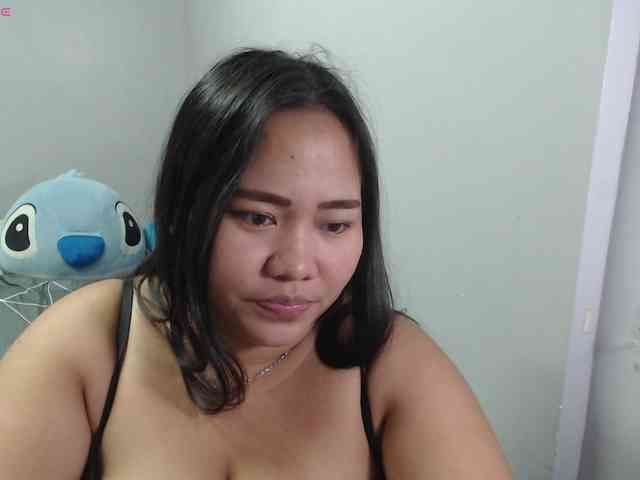 BubbleButtPinay webcam