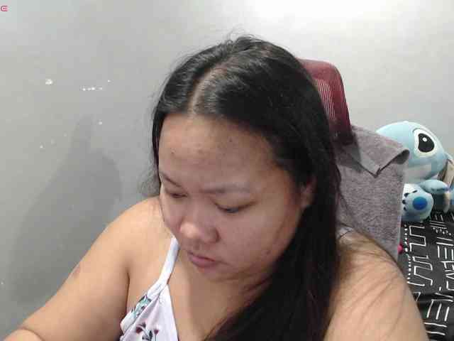 BubbleButtPinay webcam