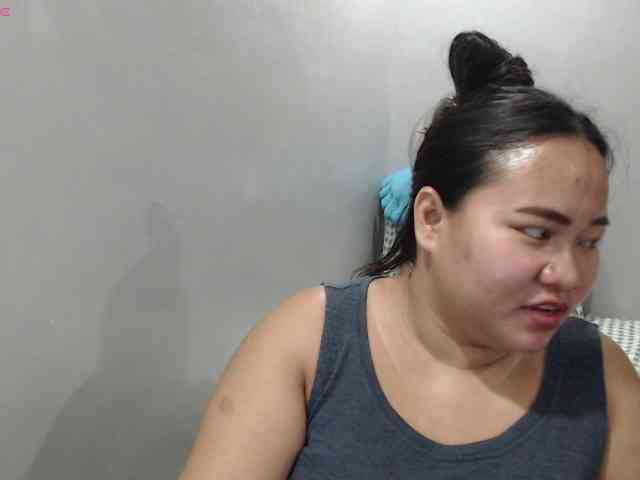 BubbleButtPinay webcam
