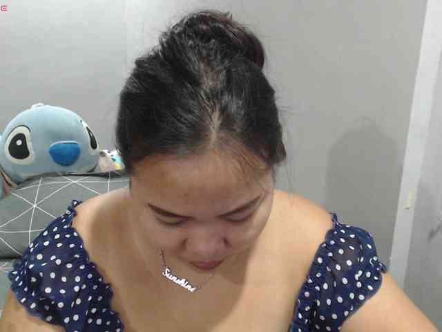 BubbleButtPinay webcam