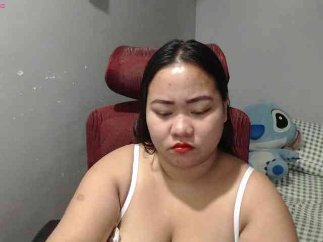 BubbleButtPinay webcam