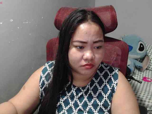 BubbleButtPinay webcam