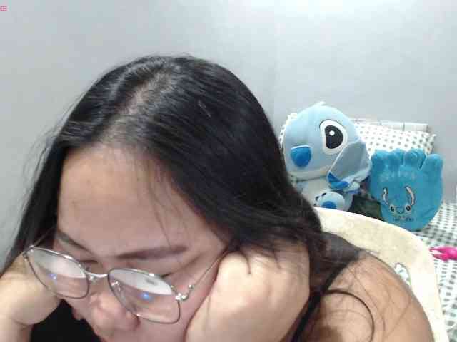 BubbleButtPinay webcam