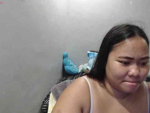 BubbleButtPinay webcam