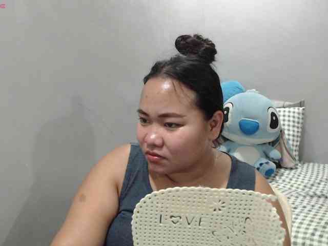 BubbleButtPinay webcam