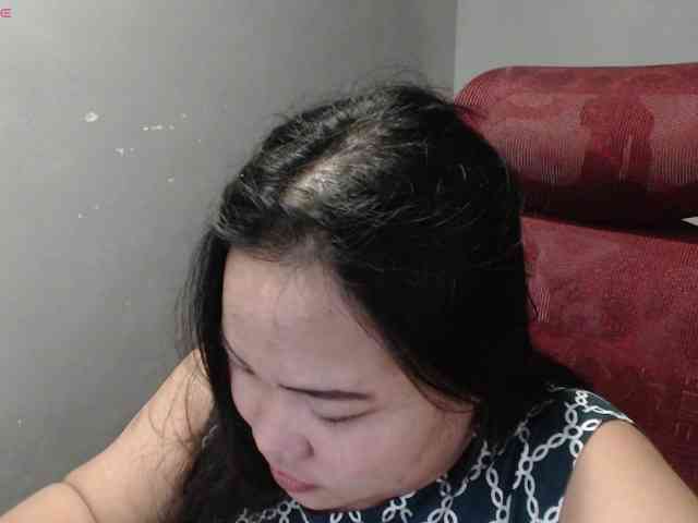 BubbleButtPinay webcam