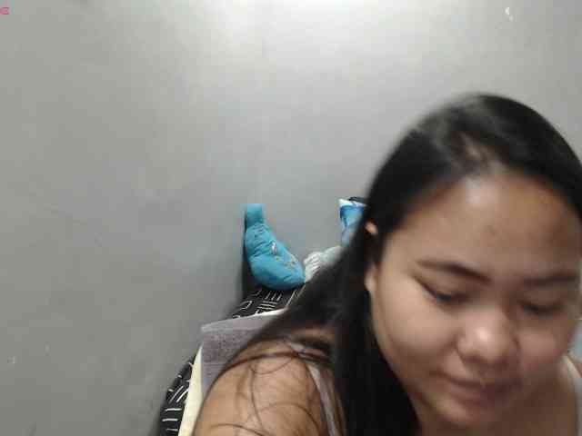 BubbleButtPinay webcam