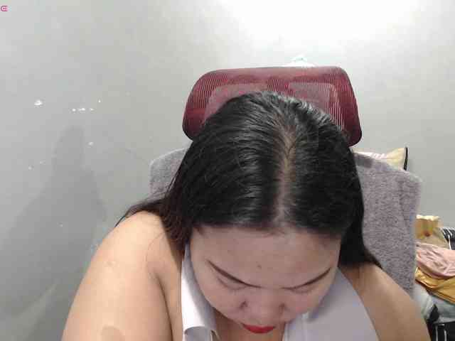 BubbleButtPinay webcam