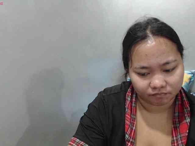 BubbleButtPinay webcam